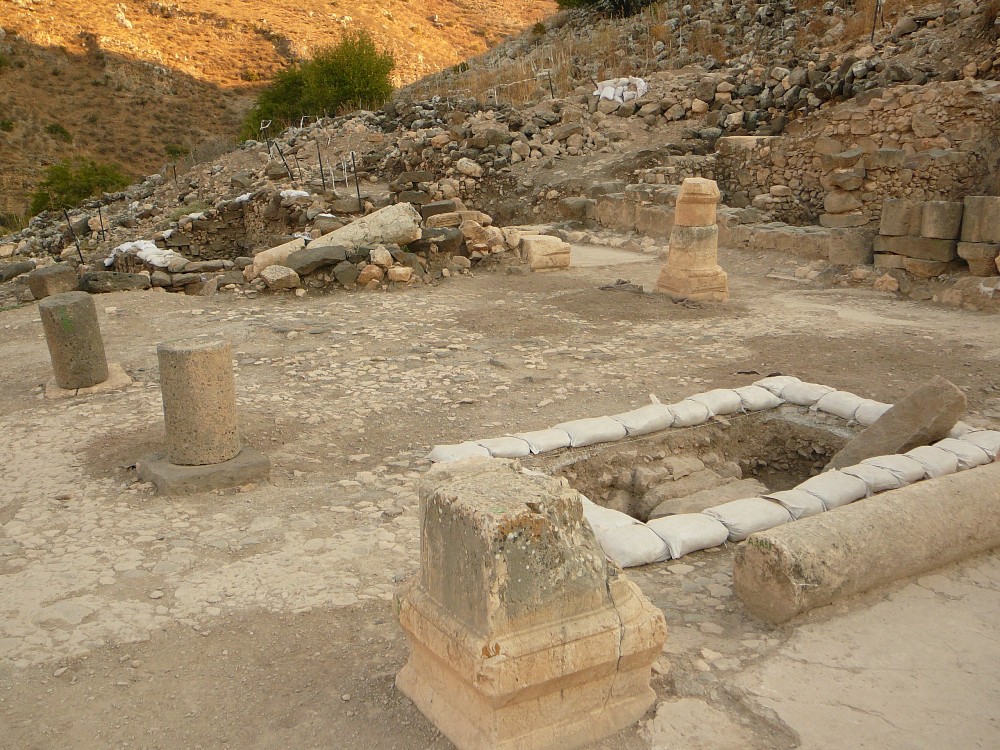 Центальный зал синагоги - до 4 века н.э.