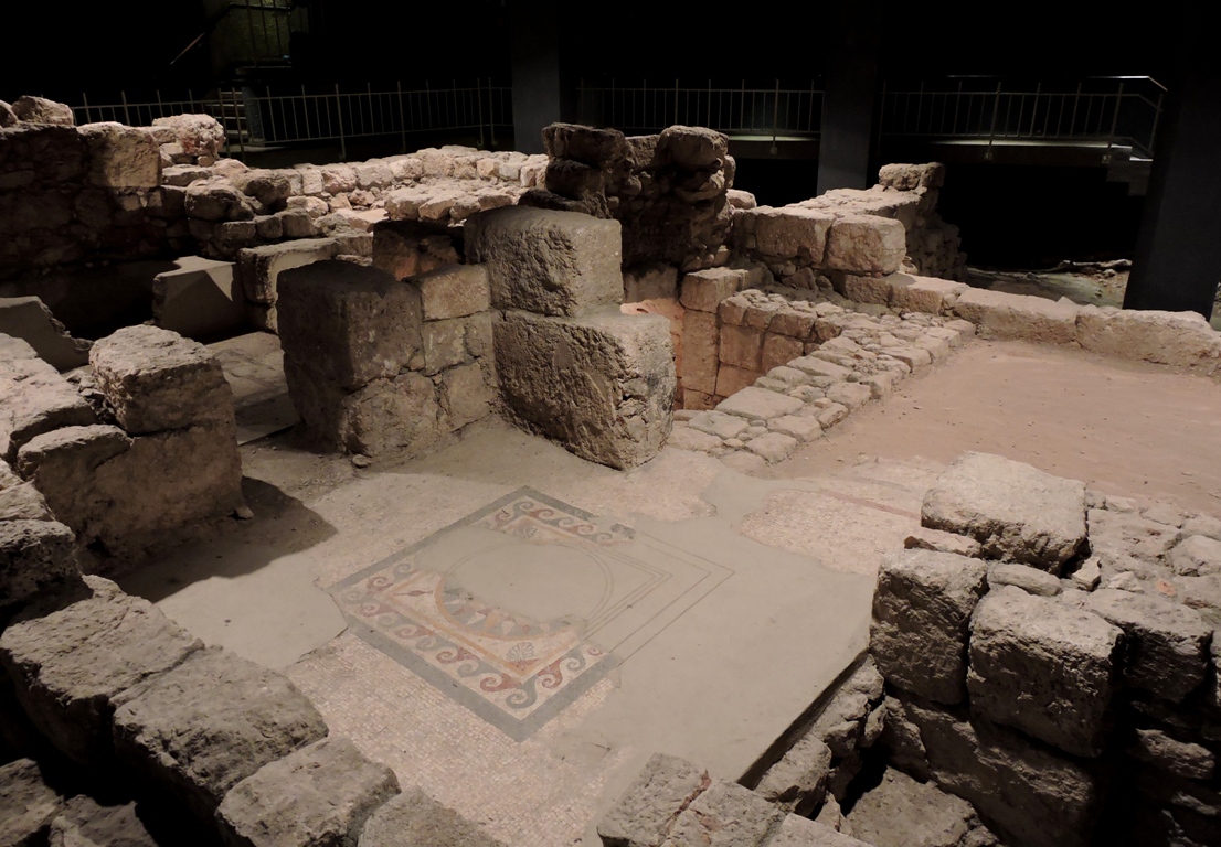 Иродианский квартал под домами Старого города. Гид по Иерусалиму Арье Парнис