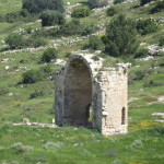 Руины старой церкви в Низменностях Иудеи