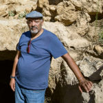 Хананья Изми, главный офицер археологии в Иудеи и Самарии