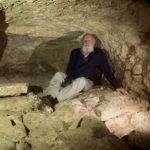 Йеуда Эцион, член Хевра Кадиши Офры и организатор захоронения в пещере маслодавильни - Бейт Бад